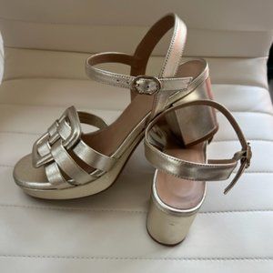 AQUATALIA Micah Block Heel Ankle Strap Sandal NEVER WORN